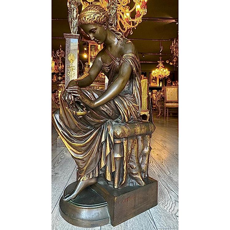 Barbedienne İmzalı Bronz Kadın Heykeli